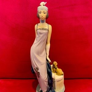 Lladro COUPLET LADY - historical- mint